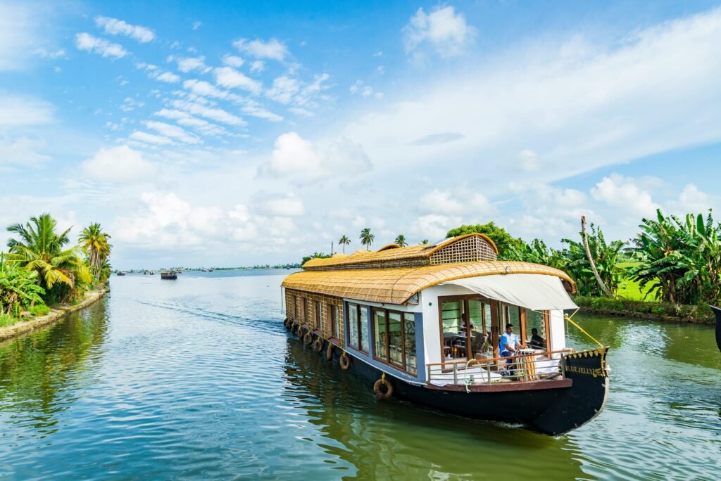 alleppey houseboat stay
